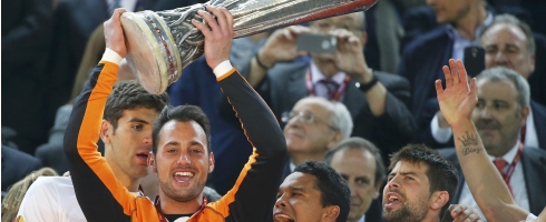 beto-europa-trophy490ai