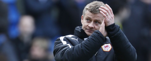 solskjaer-clap490ai
