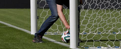 goal-line-fifa490ai