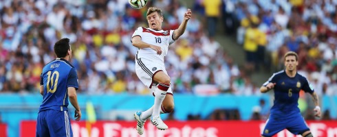 kroos-headervsarg490ai