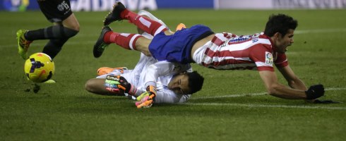 navas-save-costa490ai