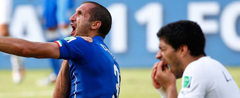 suarez-chiellini490ai[2]