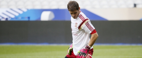 casillas-spain-training490ai