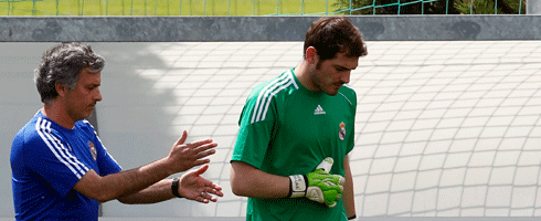 casillas-mourinho490ai