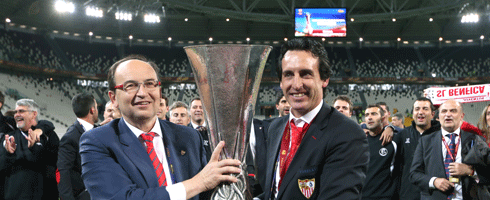emery-castro-trophy490ai