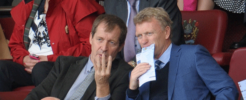 moyes-stands490ai