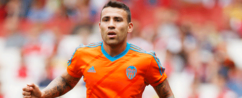 otamendi-close490ai