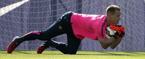ter-stegen-dive490ai