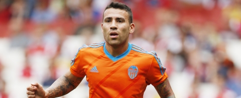 otamendi-orange-close490ai