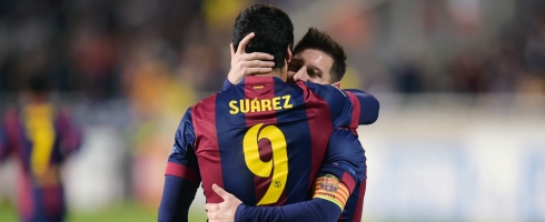 suarez-messi-hug490ai