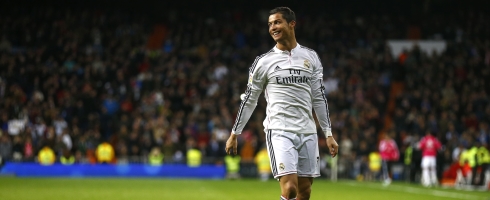 ronaldo-smile-alone490ai