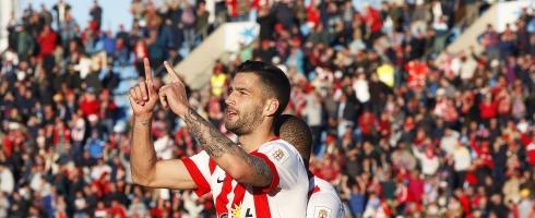 almeria-celebrating490epa