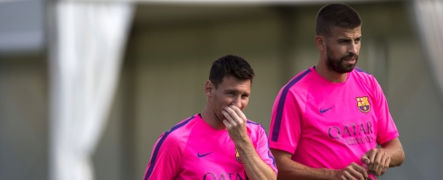 messi-pique-training490epa