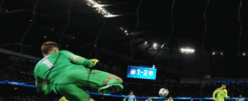hart-messi-penalty-save490e