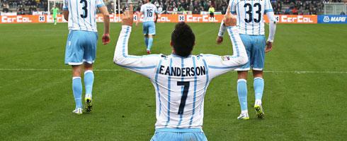 felipe-anderson-pray490epa_0