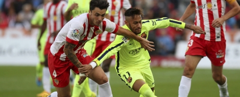 neymar-almeria-barca490epa
