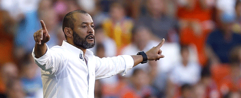 nuno-arms-wide-white-shirt4