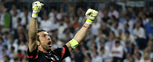 buffon-celebrates-madrid490