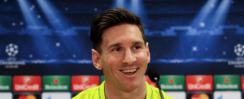 messi-smiles-press490epa