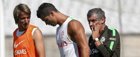coentrao-ronaldo-portugal490epa