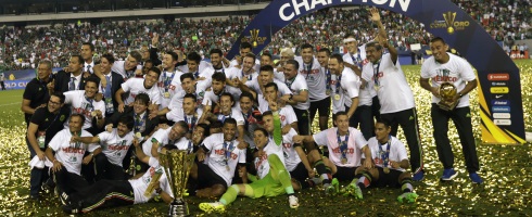 gold-cup-winners490epa