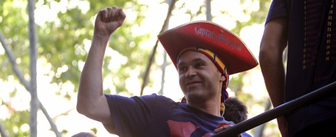 iniesta-hat490epa