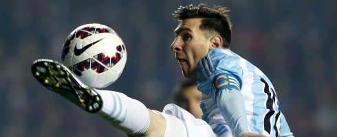 messi-paraguay490epa