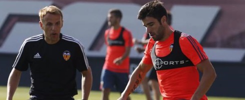 neville-valencia-training490twitter