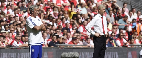 mourinho-wenger490epa