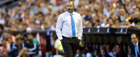 nuno-touchline-betis490epa