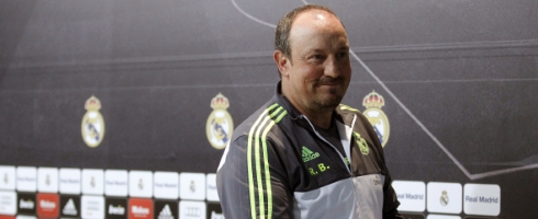 benitez-smiling490epa