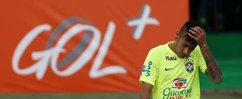 neymar-down490epa