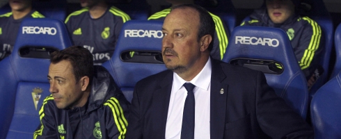 benitez-dugout-pensive490epa