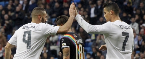 benzema-ronaldo-celebrating490epa