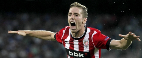 muniain-celebrating490epa