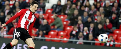 aduriz-scoring-barca490epa