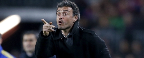 enrique-pointing-athletic490epa