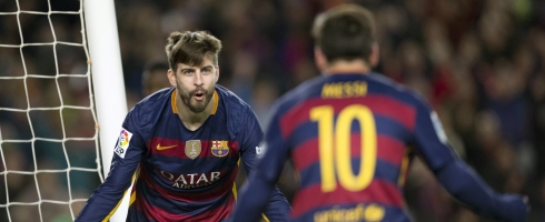 pique-messi-celebrating490epa
