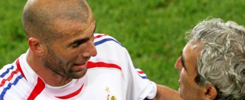 zidane-domenech-close490epa