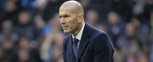 zidane-stern-clapping490epa