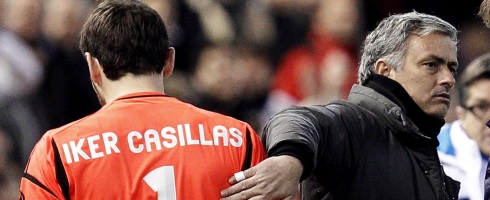 casillas-mourinho490epa