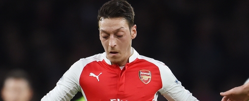ozil-focused490epa
