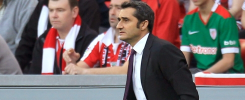 valverde-staring-dugout490epa