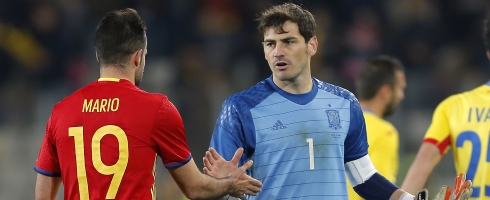 casillas-mario-spain490epa