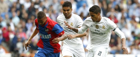 deyverson-varane-casemiro490epa