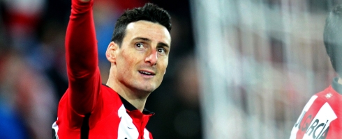 aduriz-celebrating-arm490epa