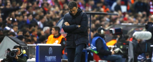 enrique-down-touchline490epa