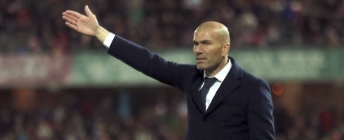 zidane-hand-signal490epa