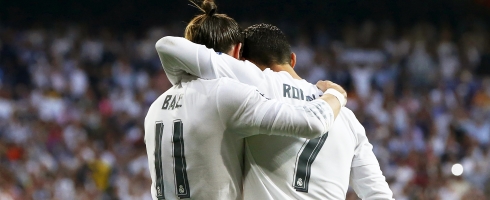 bale-ronaldo-back490epa