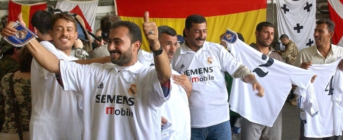 madrid-fans-iraq490epa